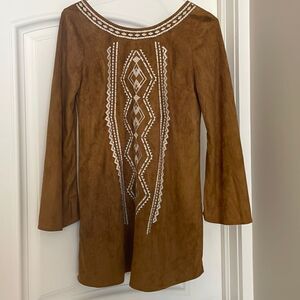 GIRL OBSESSED INDIAN INSPIRED SUEDE FEEL AND LOOK WASHABLE DRESS.   NEW …